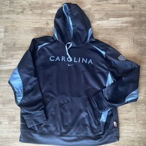 Men’s XL, Nike Therma Fit North Carolina hoodie.
